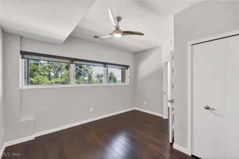 18875 Riversouth Terrace Fairview Park OH 44126