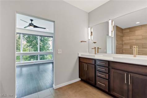 18875 Riversouth Terrace Fairview Park OH 44126