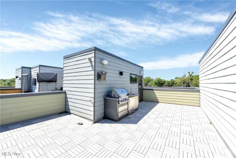18875 Riversouth Terrace Fairview Park OH 44126