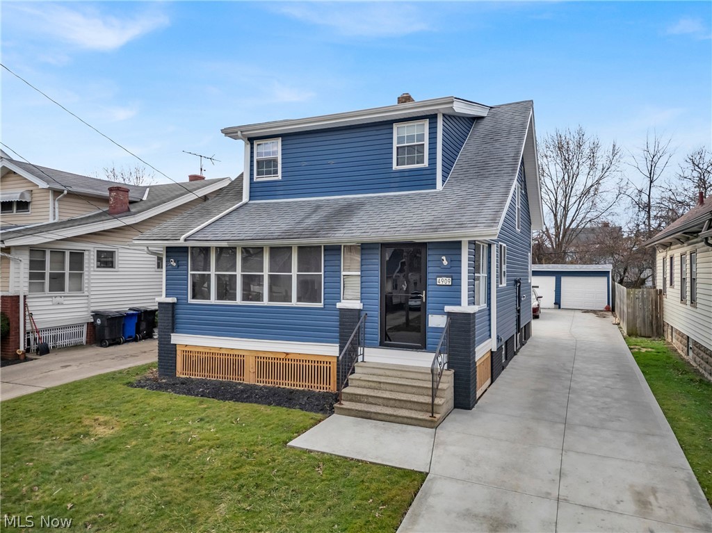 4909 Burger Avenue Cleveland OH 44109