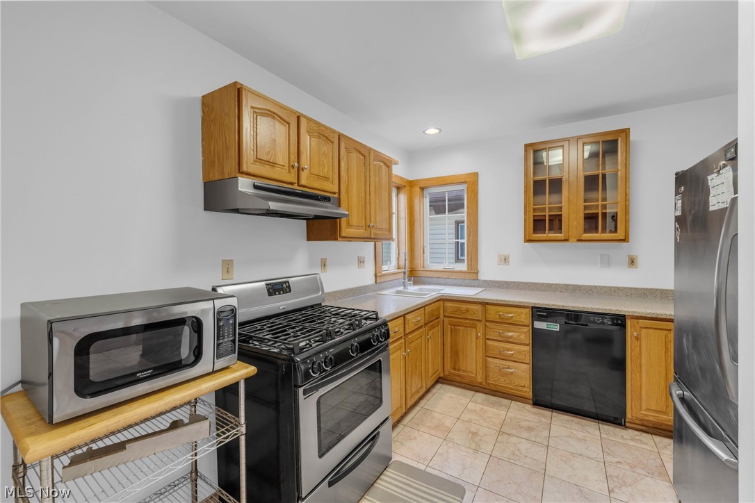 4909 Burger Avenue Cleveland OH 44109