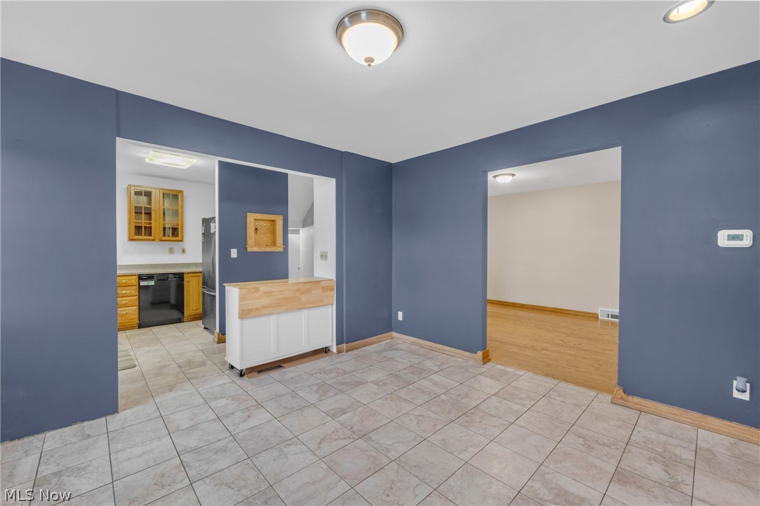 4909 Burger Avenue Cleveland OH 44109