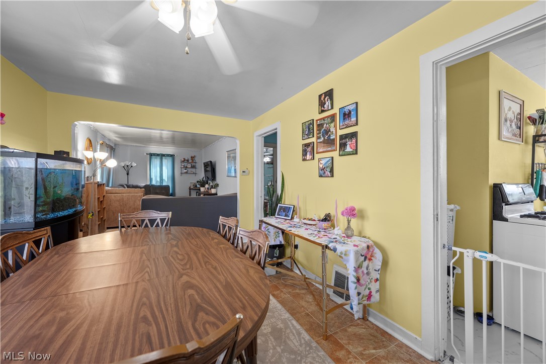 537 Coolman Avenue Ravenna OH 44266