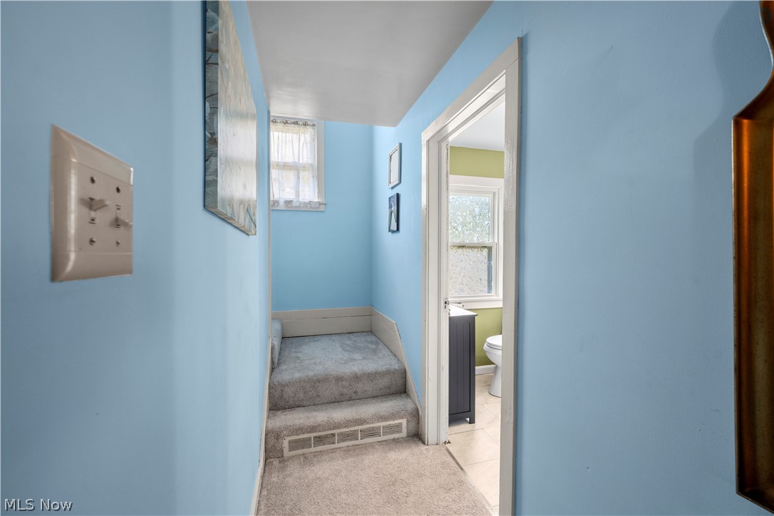 537 Coolman Avenue Ravenna OH 44266