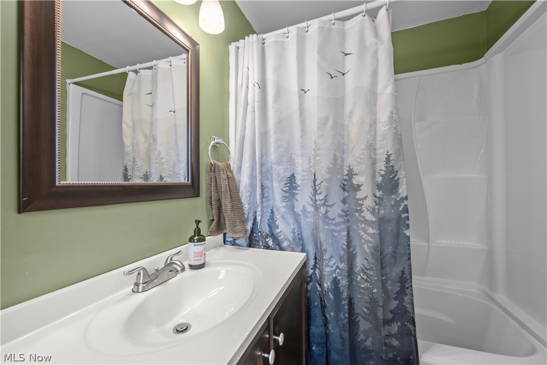 537 Coolman Avenue Ravenna OH 44266