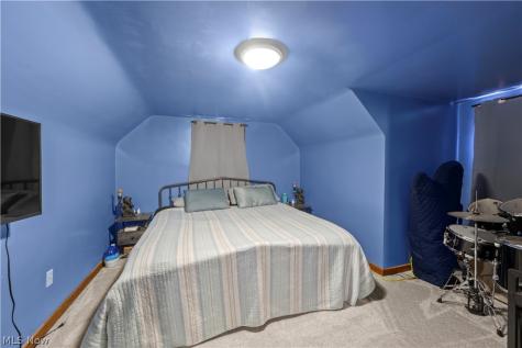 537 Coolman Avenue Ravenna OH 44266