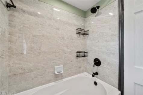 7416 Wefel Avenue Brooklyn OH 44144