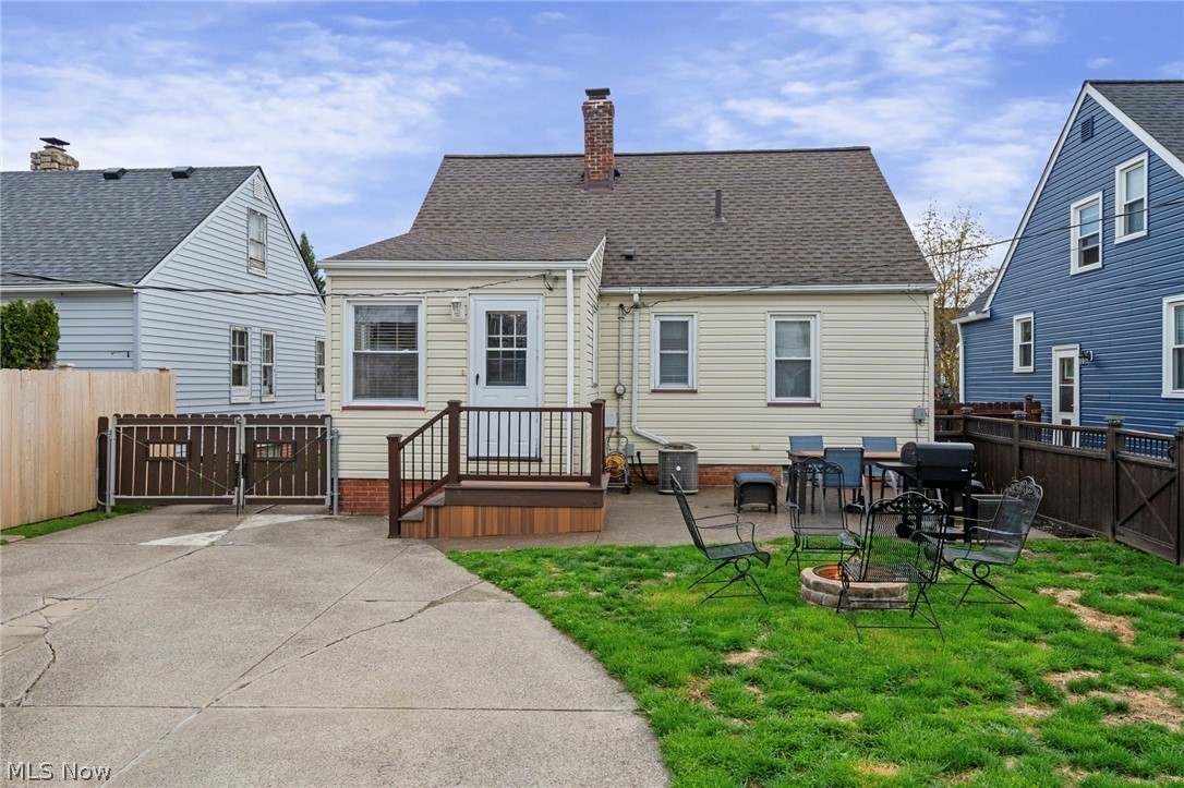 7416 Wefel Avenue Brooklyn OH 44144