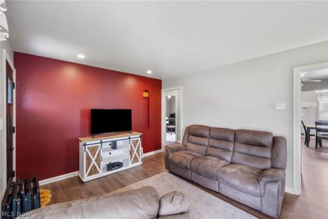 7416 Wefel Avenue Brooklyn OH 44144