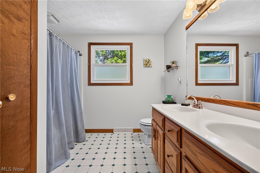 1912 Tremont Street Dover OH 44622