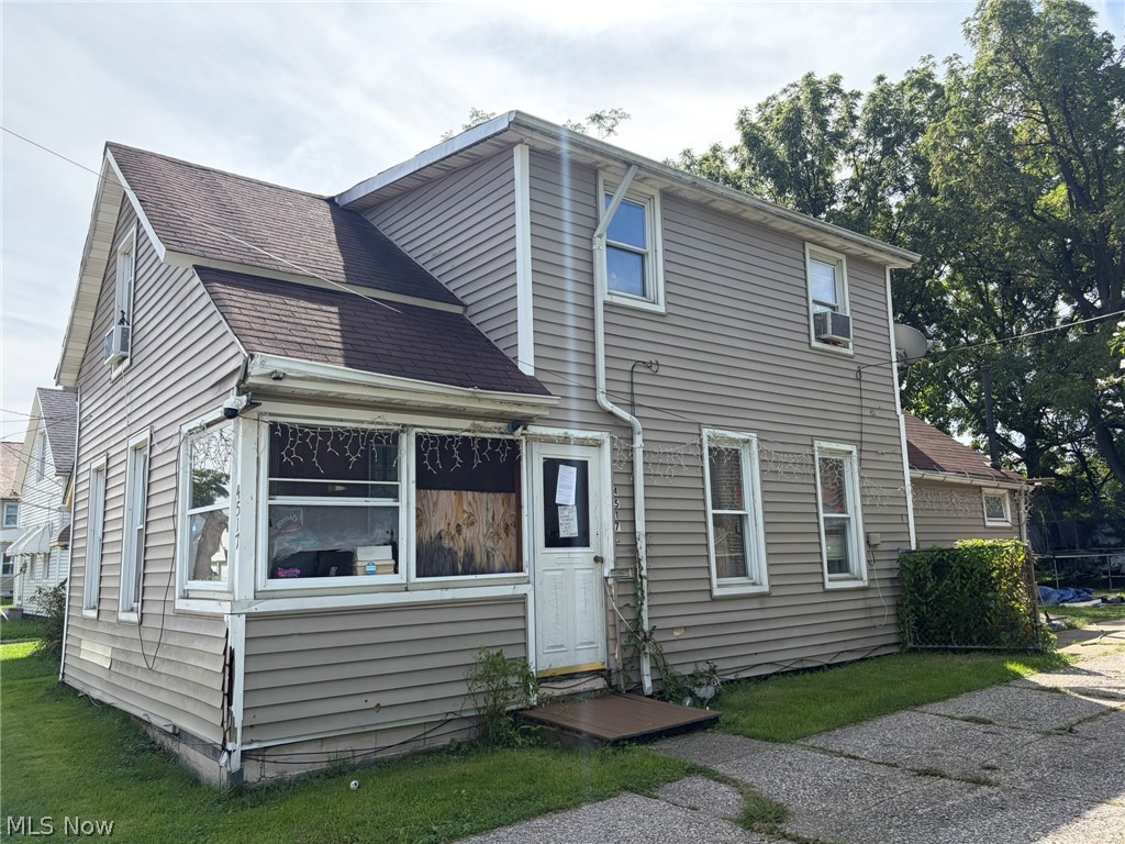4517 Hyde Avenue Cleveland OH 44109