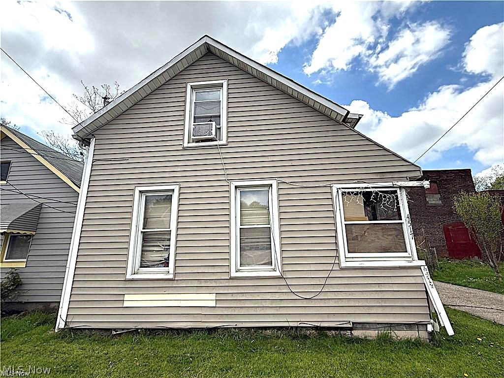 4517 Hyde Avenue Cleveland OH 44109