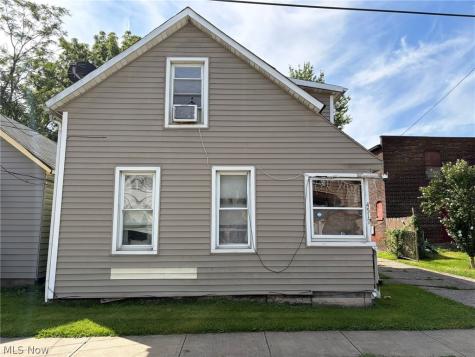 4517 Hyde Avenue Cleveland OH 44109