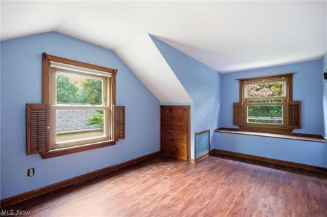 44 Colony Drive Oberlin OH 44074