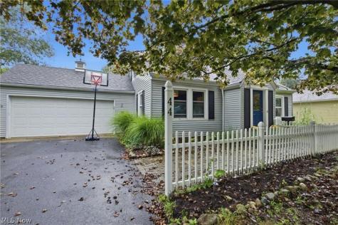 44 Colony Drive Oberlin OH 44074