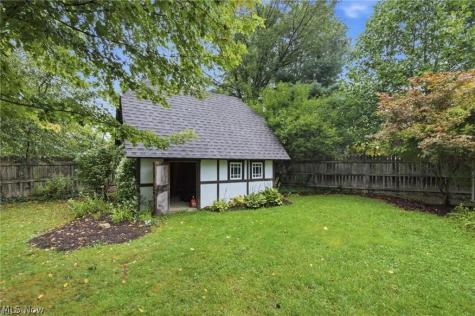 44 Colony Drive Oberlin OH 44074