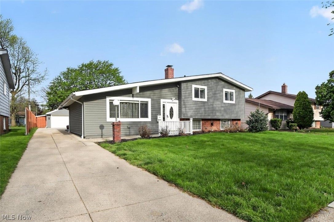 1178 Golden Gate Boulevard Mayfield Heights OH 44124