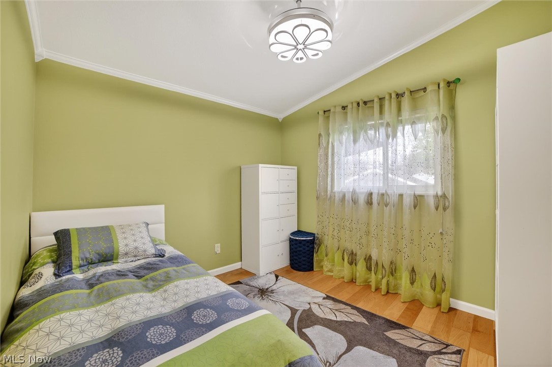 1178 Golden Gate Boulevard Mayfield Heights OH 44124