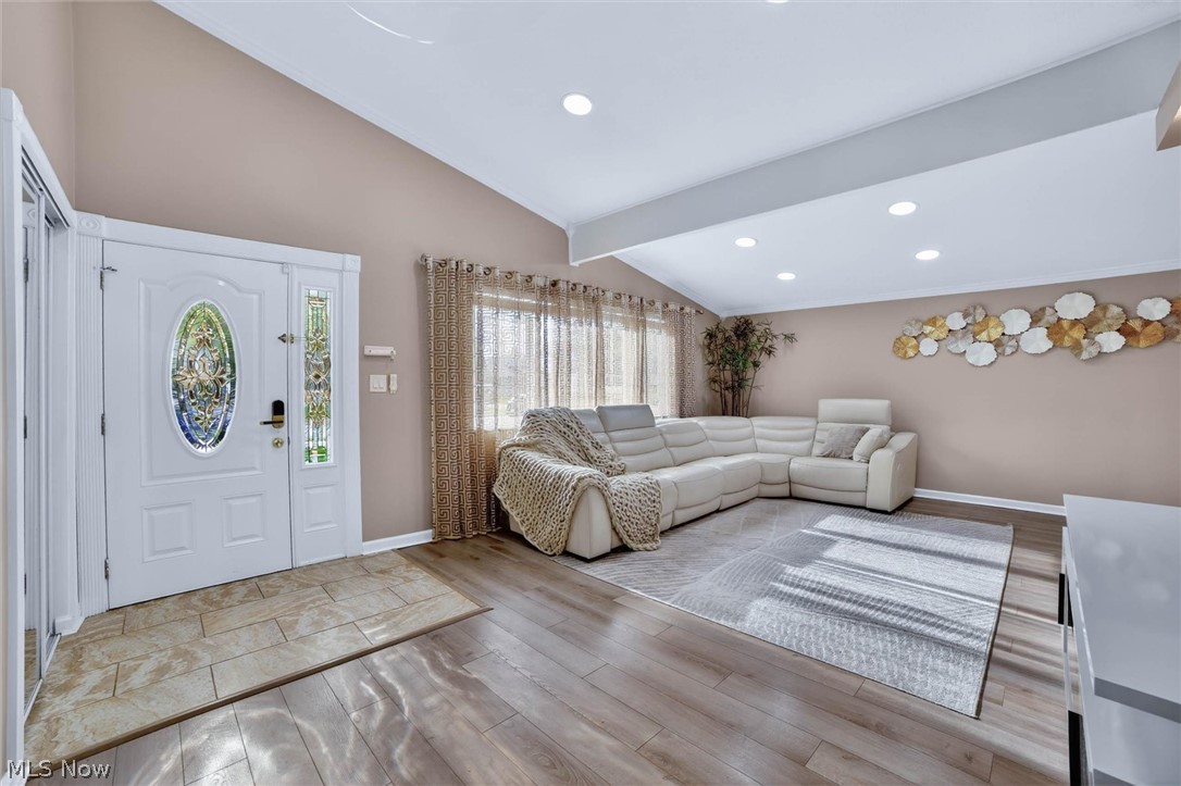 1178 Golden Gate Boulevard Mayfield Heights OH 44124