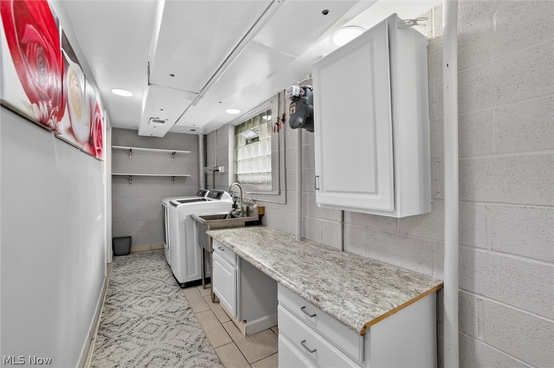 1178 Golden Gate Boulevard Mayfield Heights OH 44124