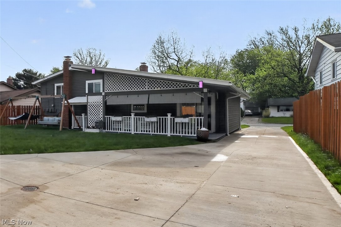 1178 Golden Gate Boulevard Mayfield Heights OH 44124