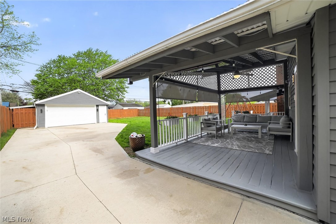 1178 Golden Gate Boulevard Mayfield Heights OH 44124