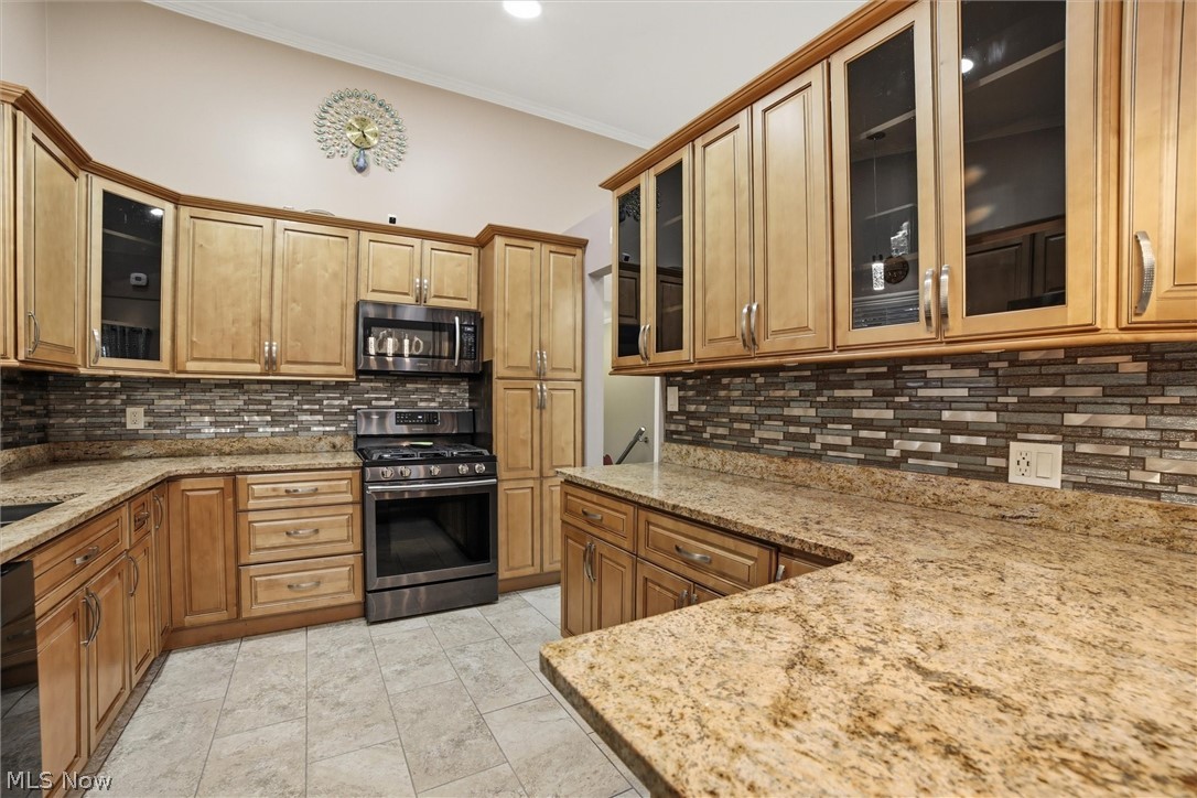 1178 Golden Gate Boulevard Mayfield Heights OH 44124