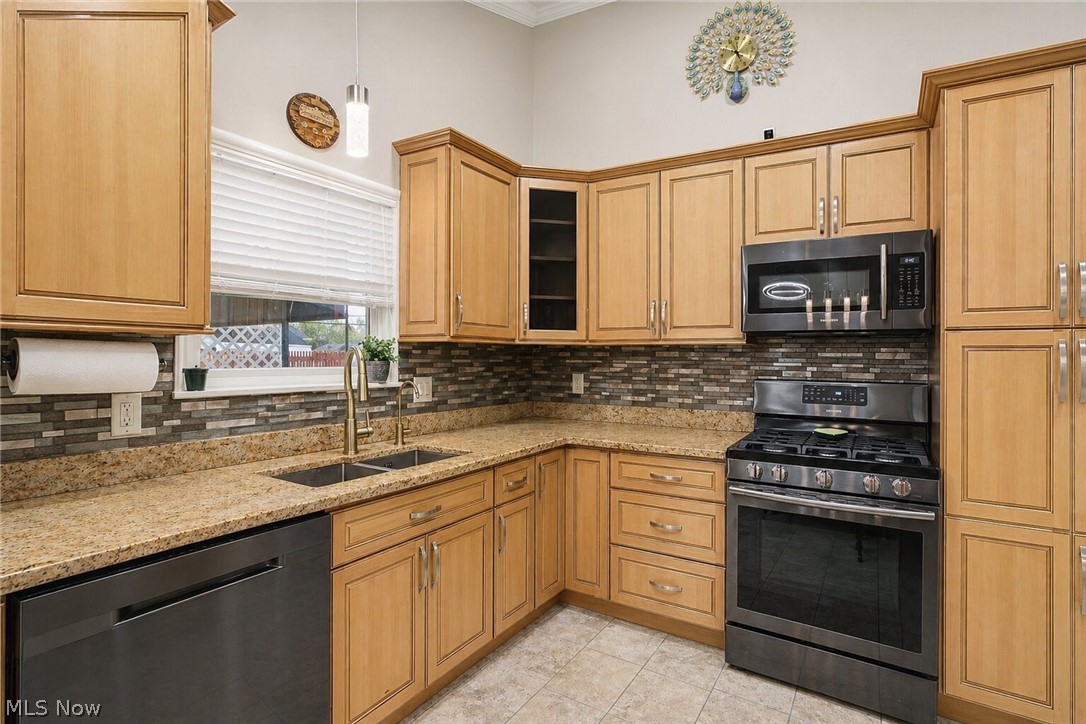 1178 Golden Gate Boulevard Mayfield Heights OH 44124