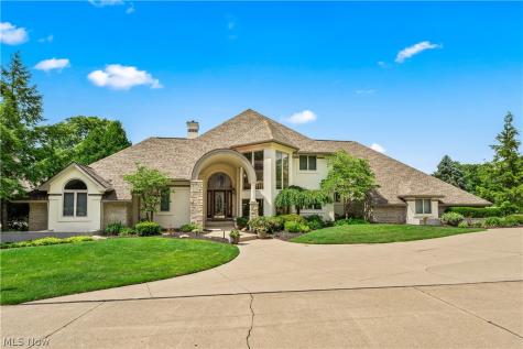 3855 Weymouth Woods Drive Medina OH 44256