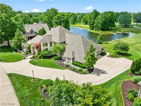 3855 Weymouth Woods Drive Medina OH 44256