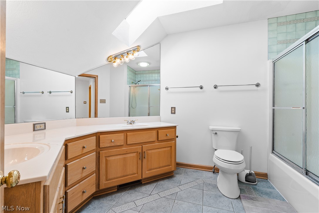 3855 Weymouth Woods Drive Medina OH 44256