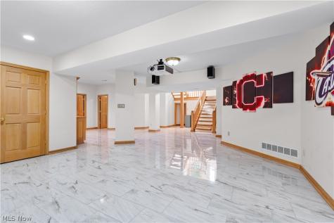 3855 Weymouth Woods Drive Medina OH 44256