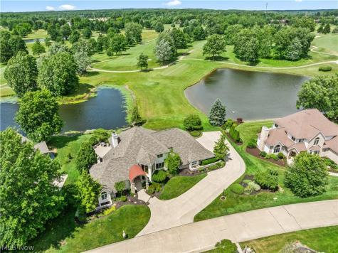 3855 Weymouth Woods Drive Medina OH 44256