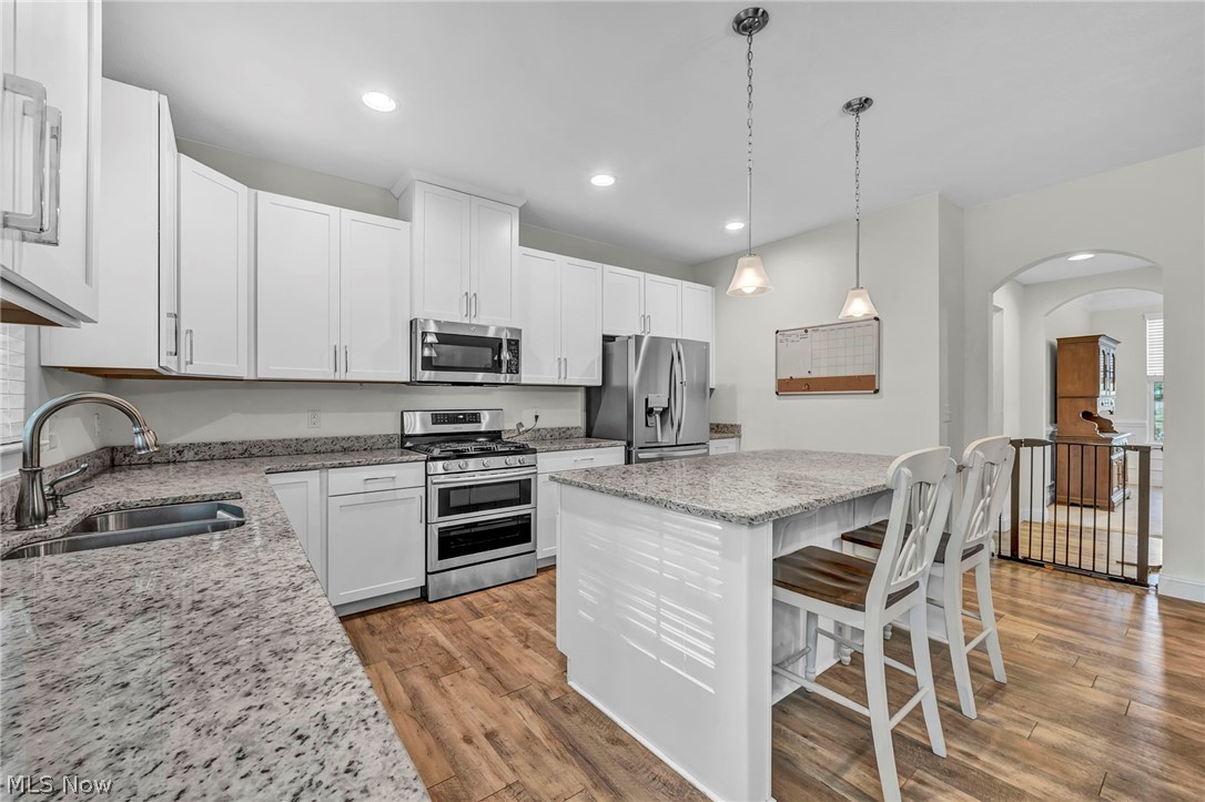 2711 Palmer Lane Avon OH 44011