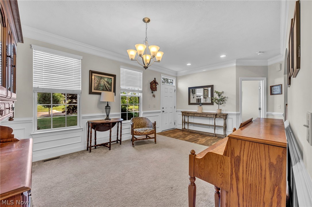 2711 Palmer Lane Avon OH 44011