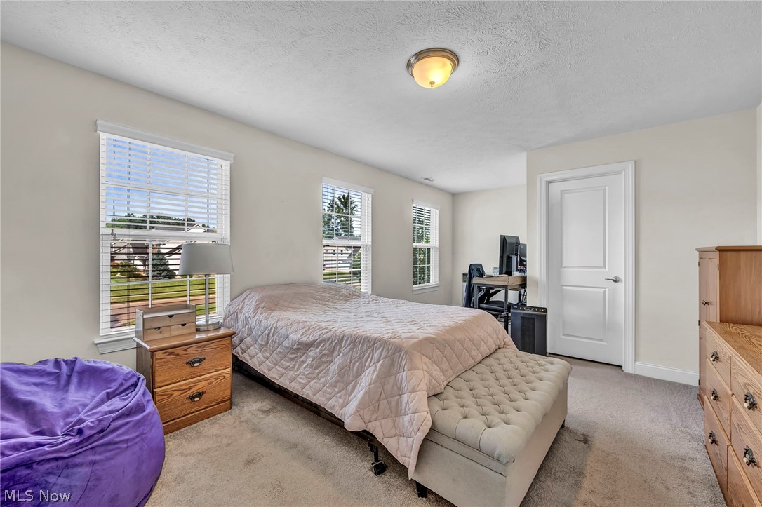 2711 Palmer Lane Avon OH 44011