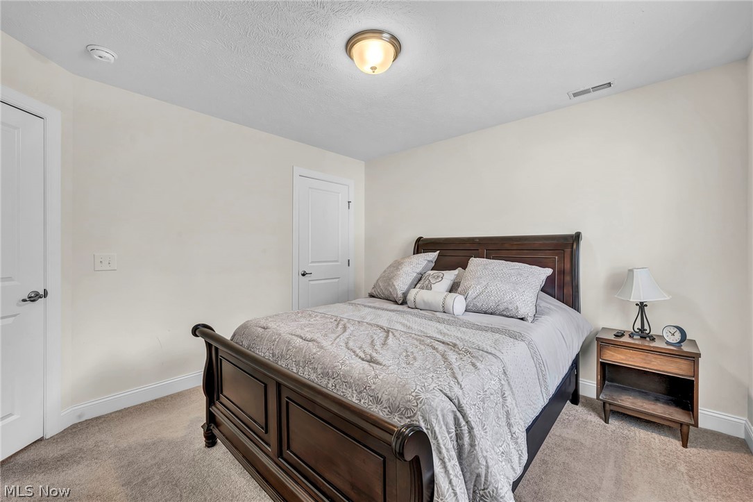 2711 Palmer Lane Avon OH 44011