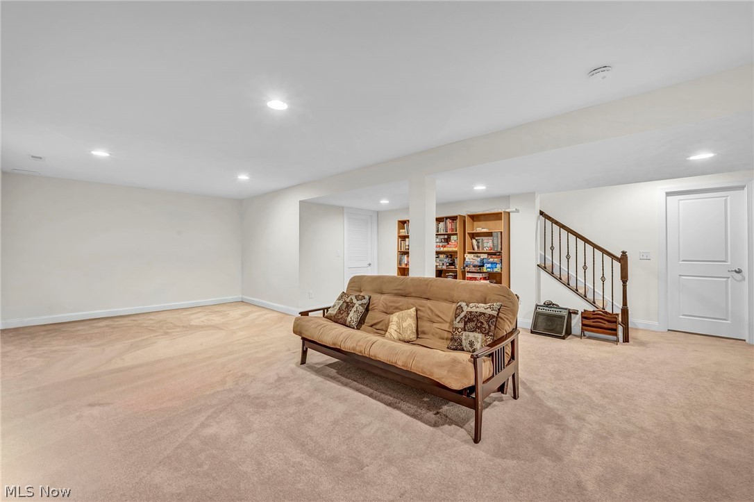 2711 Palmer Lane Avon OH 44011