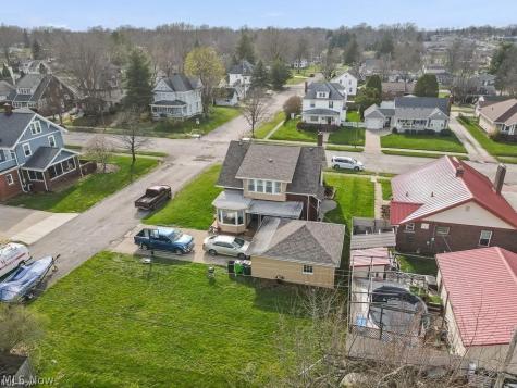 2144 Ridgewood Avenue Alliance OH 44601