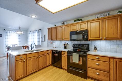 233 S Portage Street Doylestown OH 44230