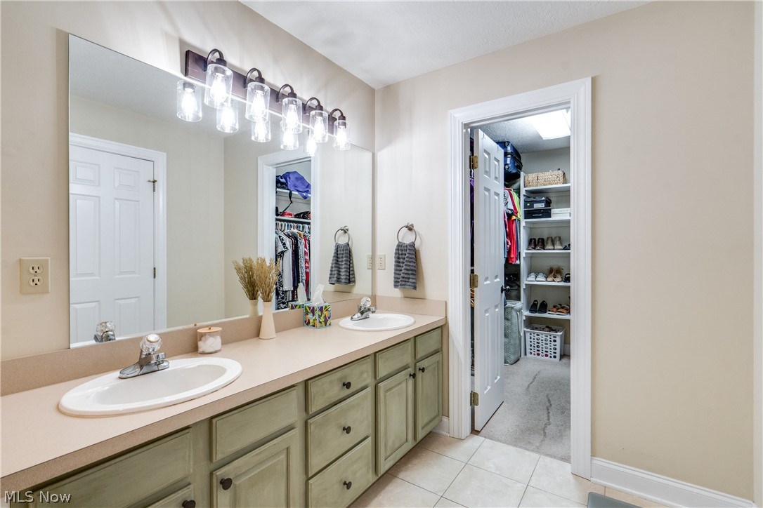 233 S Portage Street Doylestown OH 44230
