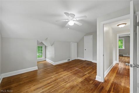 1808 W Comet Road New Franklin OH 44614