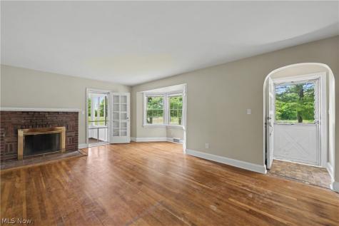 1808 W Comet Road New Franklin OH 44614