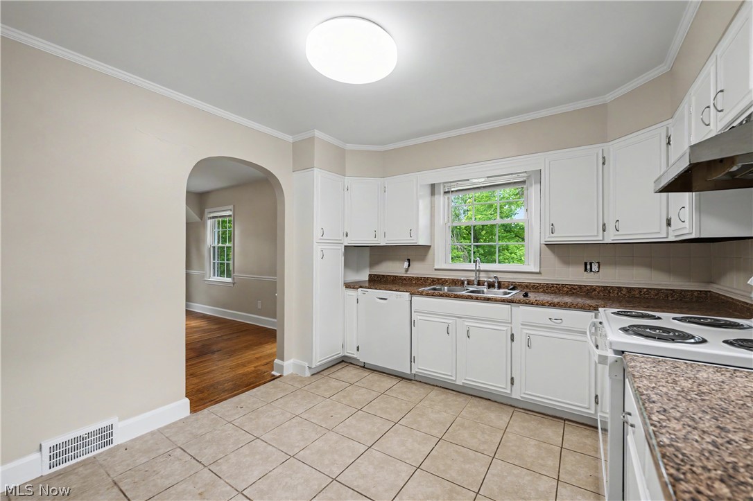 1808 W Comet Road New Franklin OH 44614