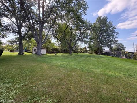 6677 Akins Road North Royalton OH 44133