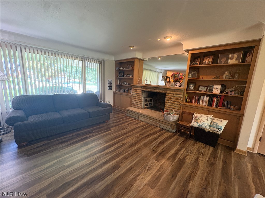 6677 Akins Road North Royalton OH 44133