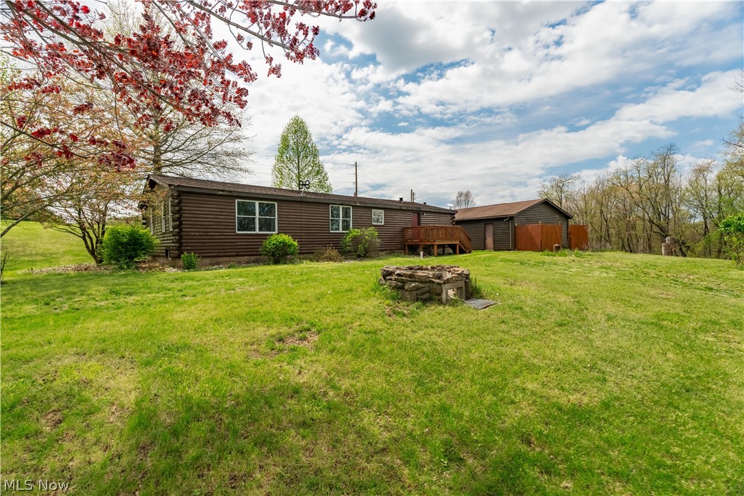 5103 Brocade Road SE Amsterdam OH 43903