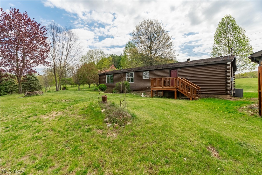 5103 Brocade Road SE Amsterdam OH 43903