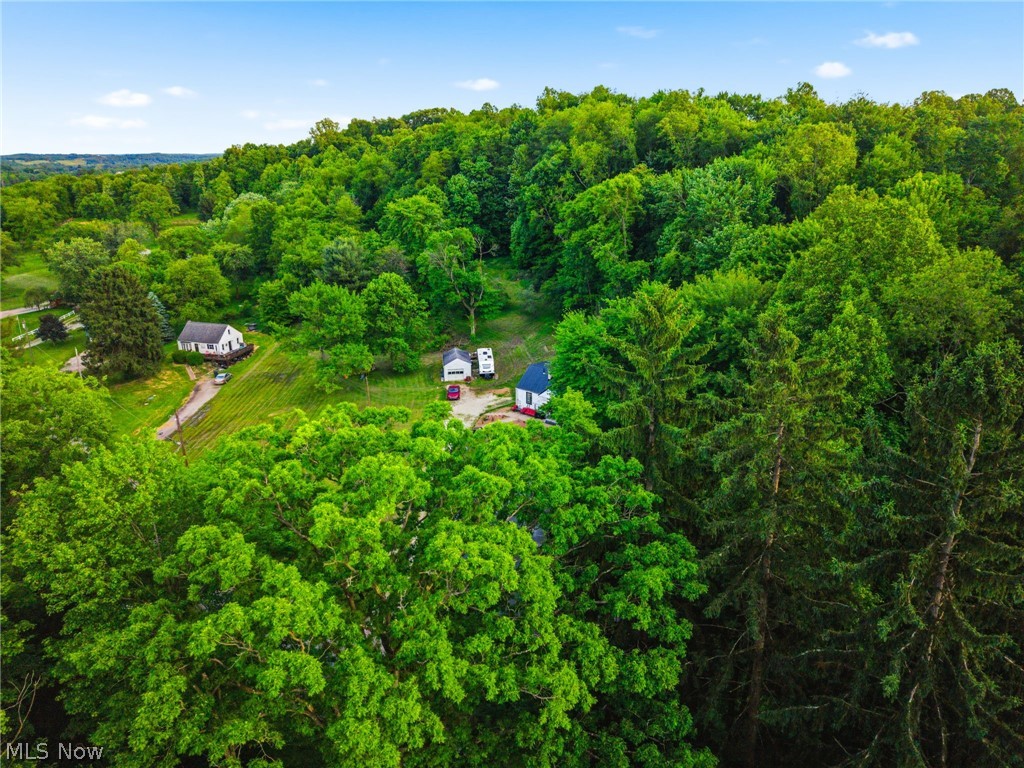 6633 Maplehurst Avenue SE East Sparta OH 44626