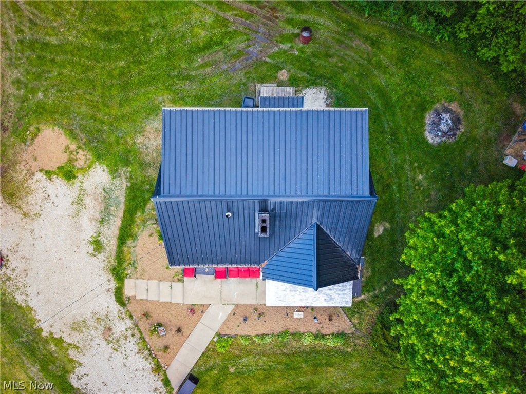 6633 Maplehurst Avenue SE East Sparta OH 44626